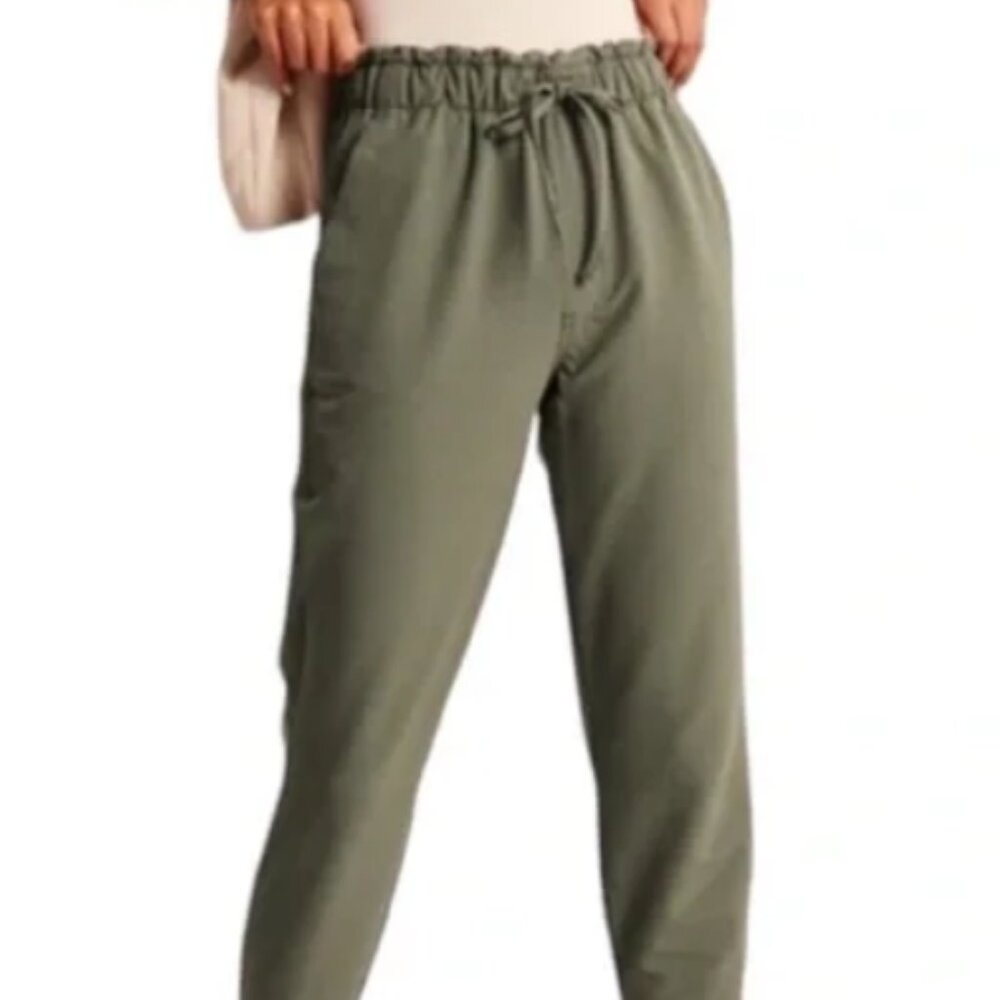 Abercrombie & Fitch Traveler High Rise Green Joggers